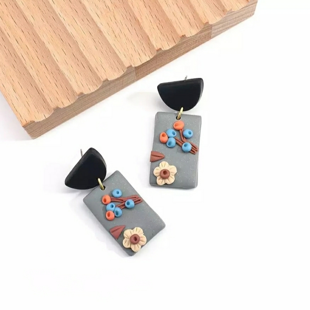 Flowers clay earrings